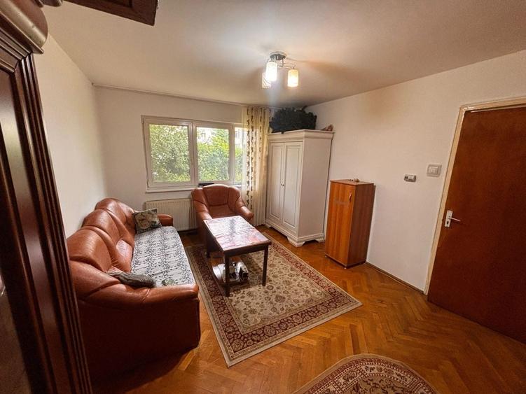 Apartament cu 2 camere decomandat, mobilat în Centrul Civic