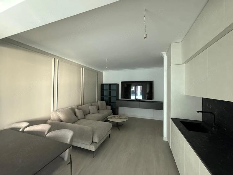 Apartament cu 2 camere decomandat în Torontalului