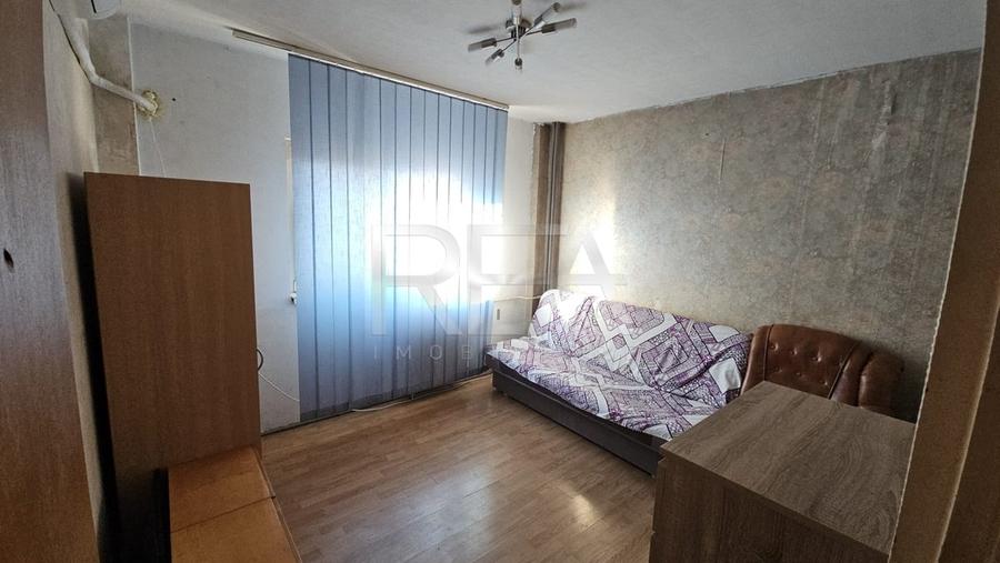 2 camere Vitan decomandat, an 1979, 55 mp - 2