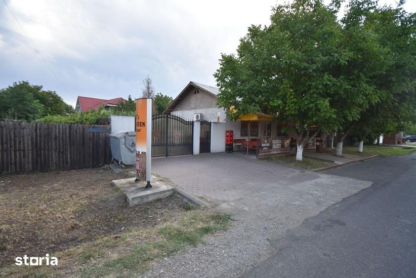 Casă cu 4 camere cu Teren 863 Mp în Nuci