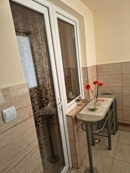 Garsonieră decomandată, mobilată în Central