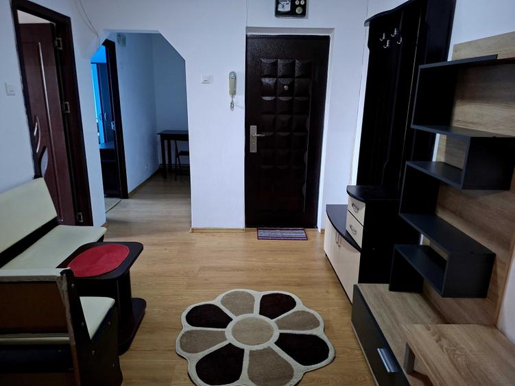 Apartament cu 2 camere decomandat în Ostroveni
