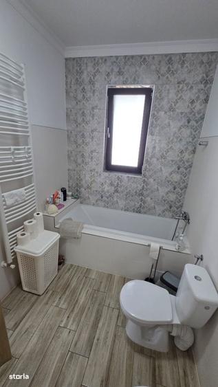 Casă cu 3 camere în Central