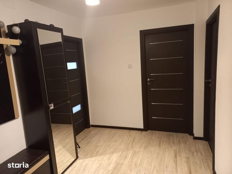 Apartament cu 3 camere în 1 Mai