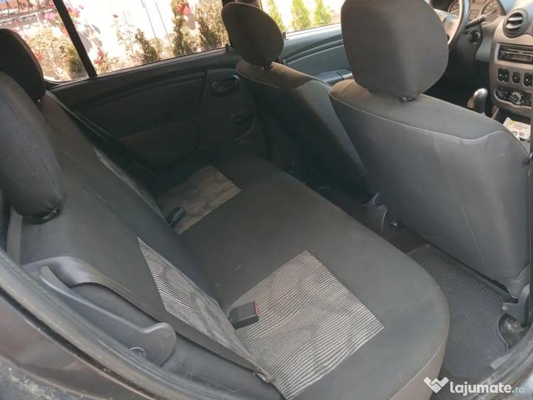 Casă cu 4 camere în Bucureștii Noi
