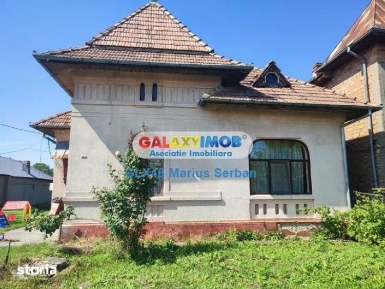 Casă cu 3 camere cu Teren 2354 Mp în Răzvad