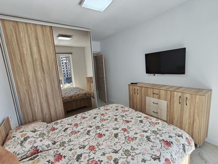 Apartament cu 2 camere decomandat în Runcu