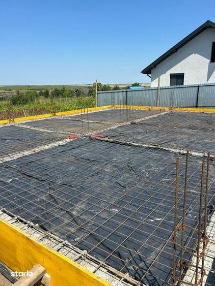 Casă cu 4 camere cu Teren 175 Mp în Odaia Manolache