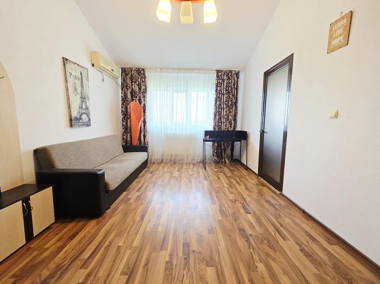 Apartament cu 2 camere decomandat în Siderurgiștilor