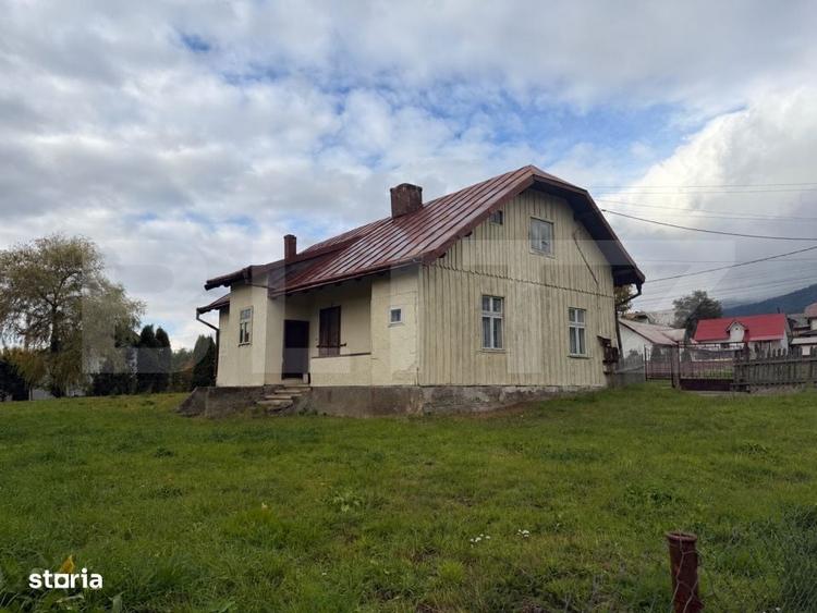 Spațiu comercial, de 150 mp, în Prăleni