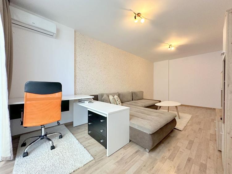 Apartament cu 2 camere decomandat, mobilat în Central
