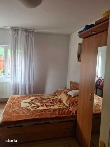 Casă cu 4 camere cu Teren 71 Mp în Rahova
