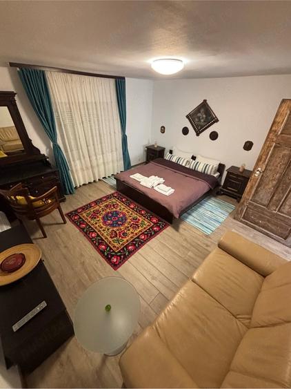 Casă cu Teren 550 Mp în Văliug