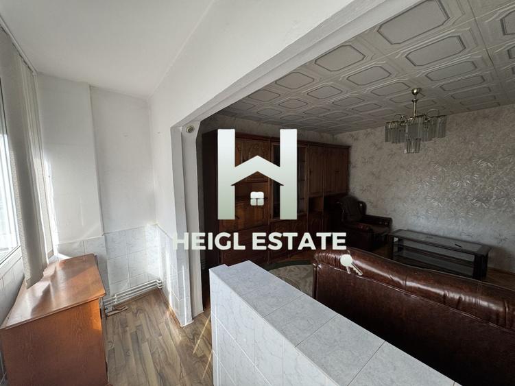 Apartament cu 3 camere decomandat, mobilat în Complex Studențesc