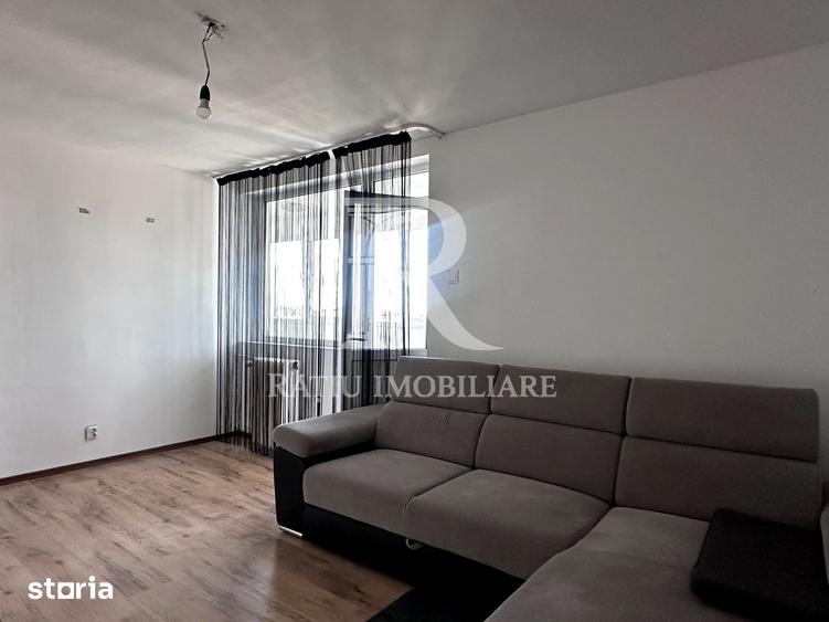 Apartament cu 3 camere în Decebal