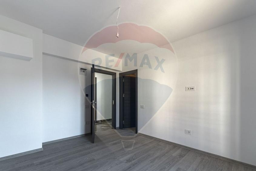 COMISION 0% | CLADIRE DE INCHIRIAT| PARCARE PROPRIE| TRACTORUL - 30