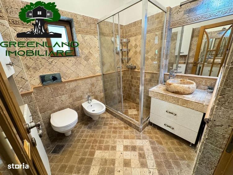 Apartament cu 4 camere decomandat în Bucium