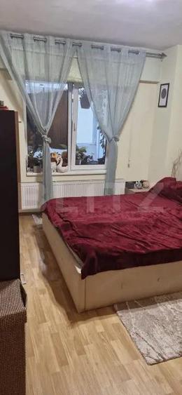 Apartament cu 3 camere decomandat în Ultracentral