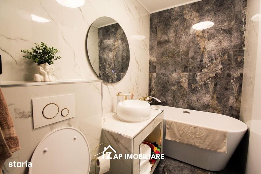 Apartament cu 3 camere decomandat în Tudor