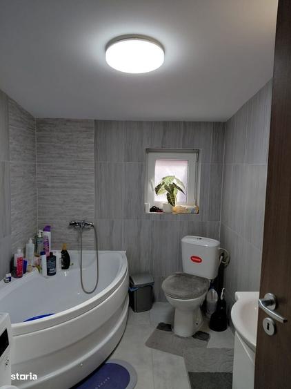 Apartament cu 3 camere decomandat în Unirea