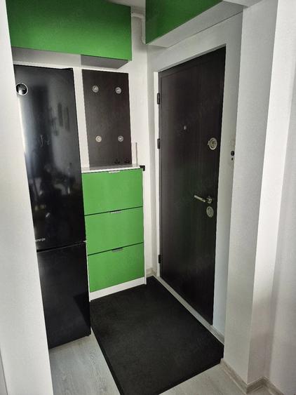 Apartament cu 2 camere semidecomandat în Dacia