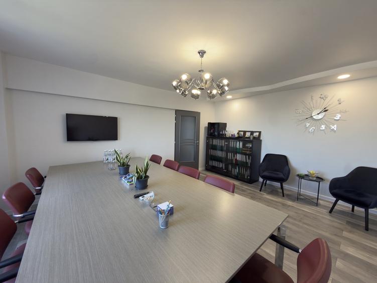 Apartament cu 2 camere decomandat, mobilat în Splaiul Unirii