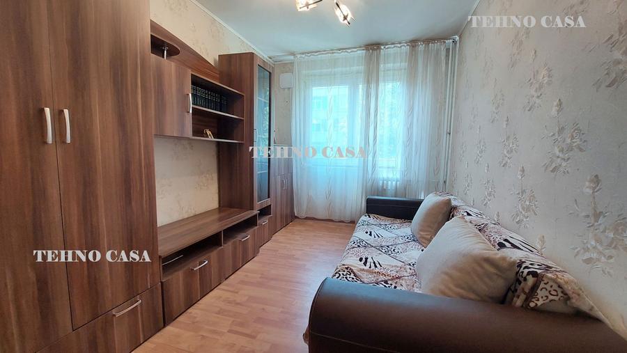 Apartament cu 4 camere decomandat în Titan