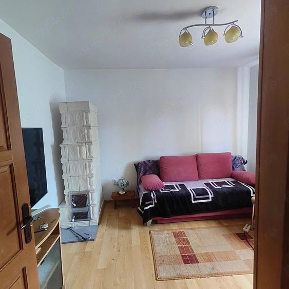 Casă cu 4 camere cu Teren 3000 Mp în Jiana