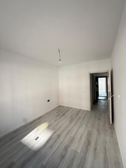 Apartament cu 2 camere semidecomandat în Militari