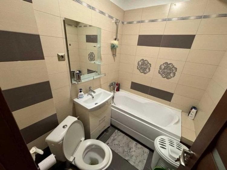 Apartament cu 2 camere decomandat, mobilat în Tomis Plus