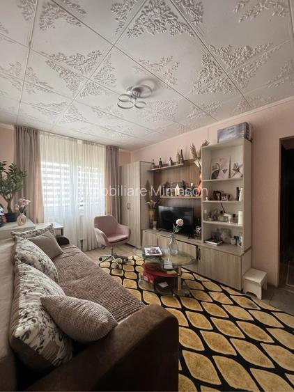 Apartament cu 2 camere semidecomandat în Central