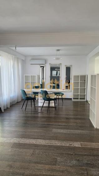 Casă cu 4 camere decomandat cu Canalizare în Pipera