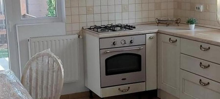 Duplex cu 4 camere cu Canalizare în Giroc
