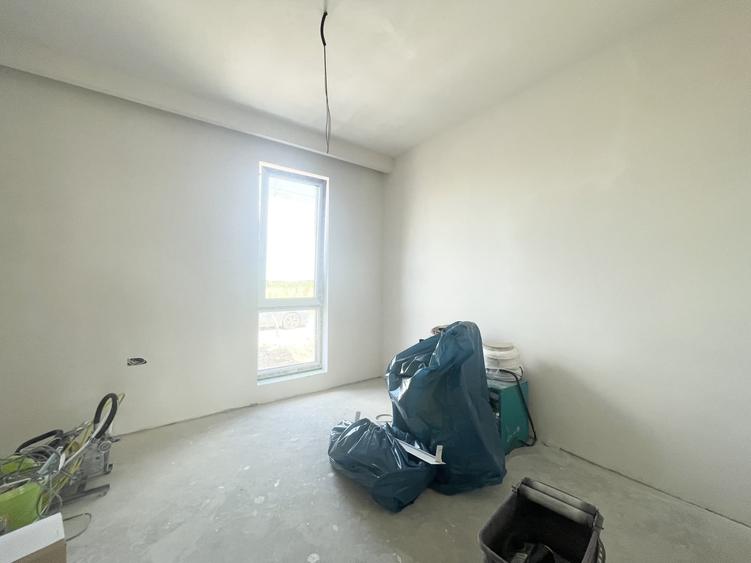 Duplex cu 4 camere cu Teren 330 Mp în Urseni