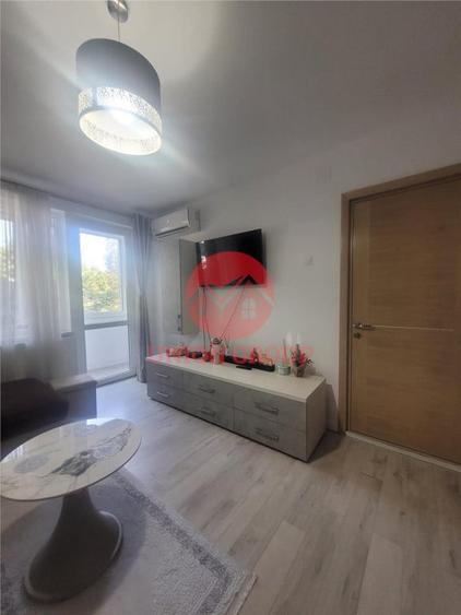 Apartament cu 2 camere decomandat în Tomis Mall