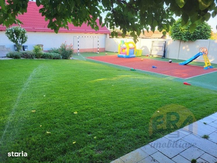 Casă cu 4 camere în Santăul Mic