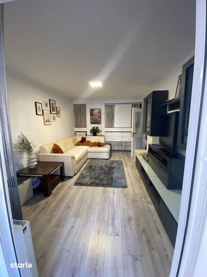Apartament cu 4 camere, mobilat în Nicolina