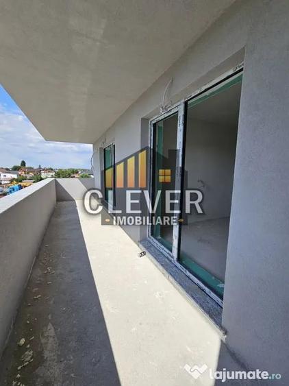 Apartament cu 3 camere decomandat în Titan