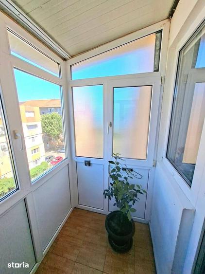 Apartament cu 2 camere semidecomandat în Calea București