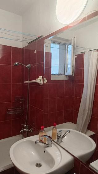 Proprietar inchiriez garsoniera decomandata la Podul Grant, metrou Basarab, zona gara de nord - 4