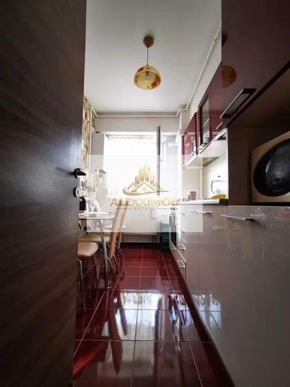Apartament cu 2 camere decomandat, mobilat în Berceni