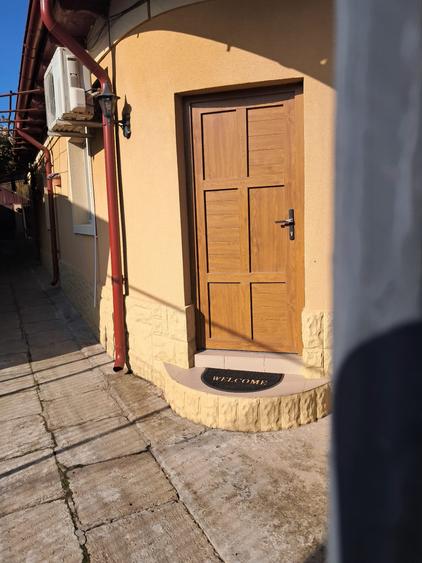 Casă cu 5 camere cu Teren 778 Mp în Palazu Mare