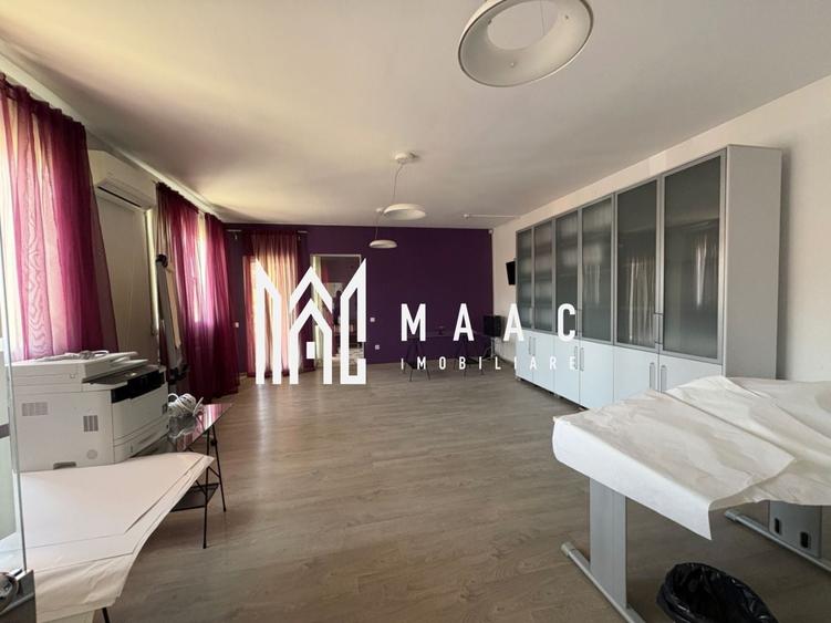 Casă individuală cu 10 camere cu Canalizare în Central
