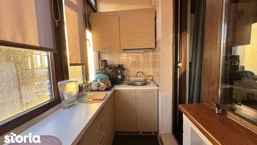 Apartament cu 3 camere, mobilat în Rahova