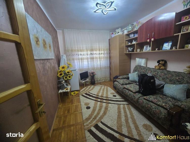 Apartament cu 3 camere decomandat în Nord