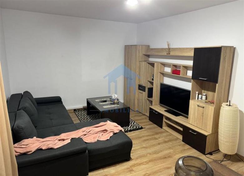 Apartament cu 2 camere decomandat în Zorilor