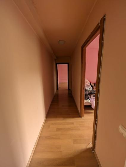 Apartament semidecomandat în Gorjului