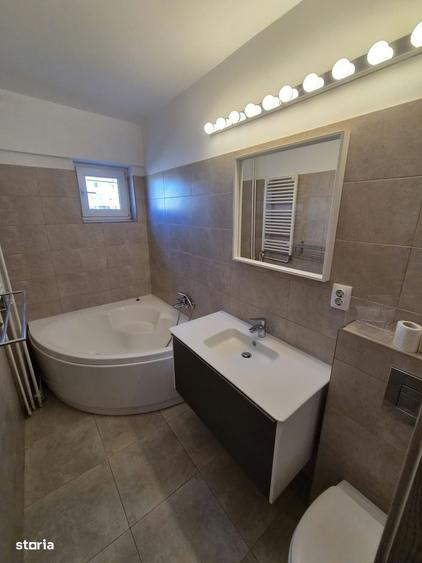 Apartament cu 3 camere decomandat în Unirii