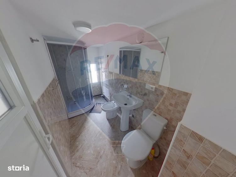 Casă cu 4 camere în Bârsana