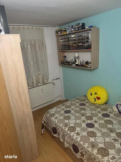 Apartament cu 3 camere, mobilat în Berceni